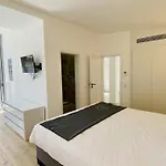 Villa Moderna - Private Pool - 8 Guests - Quarteira