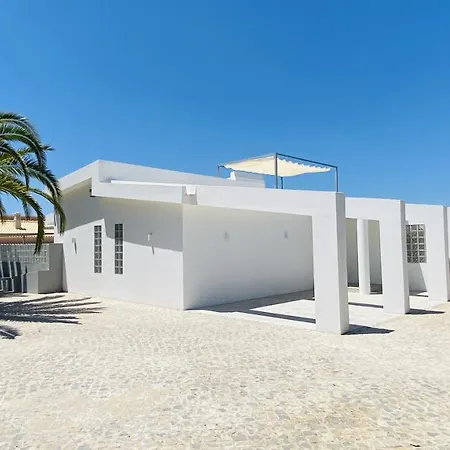 Moderna - Private Pool - 8 Guests - Quarteira