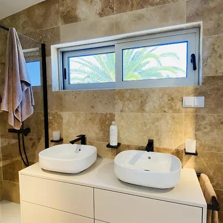 Vila Moderna - Private Pool - 8 Guests - *