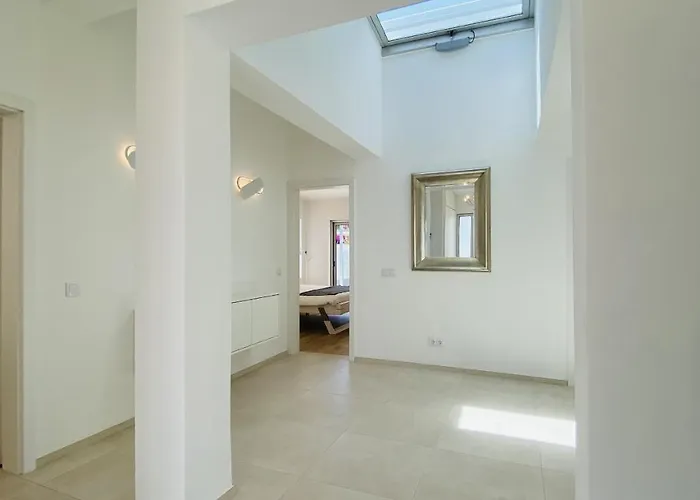 Moderna - Private Pool - 8 Guests - Quarteira Villa
