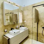 Moderna CIP