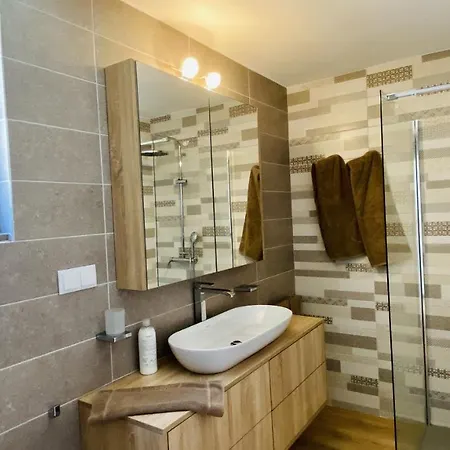 Moderna - Private Pool - 8 Guests - * Quarteira